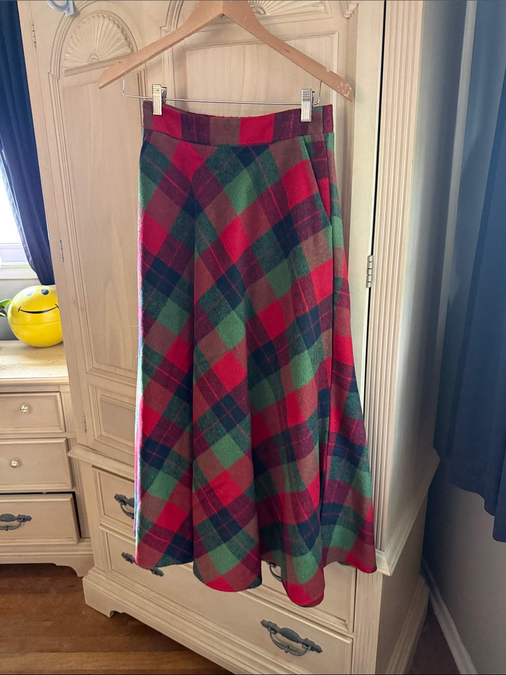 Plaid A-Line Midi Skirt in Red and Green